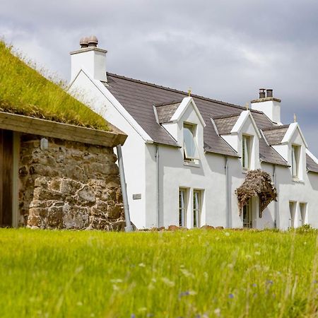 Mint Croft Luxury Self-Catering Cottages Geary エクステリア 写真